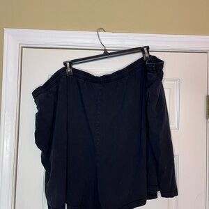 7xl cotton gym shorts for men.